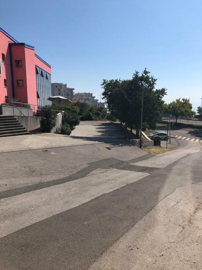 Hostel Ceska Beseda 리예카 외부 사진